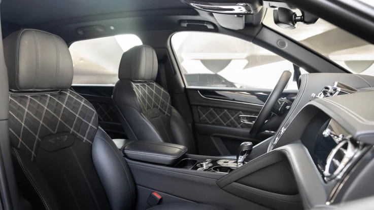 Bentley Bentayga2024 TIFFANI RENTAL IN DUBAI - undefined